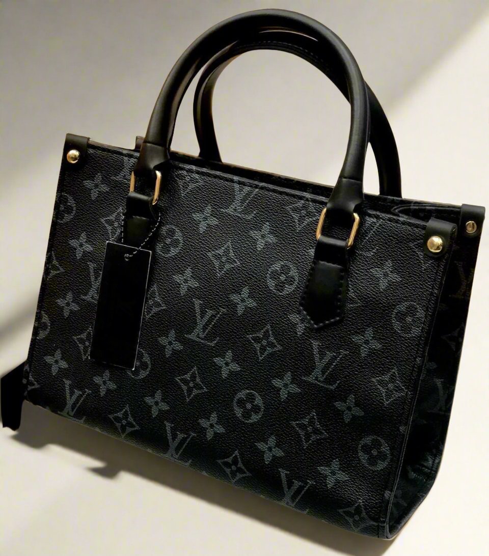 Black Luxurious Handbag