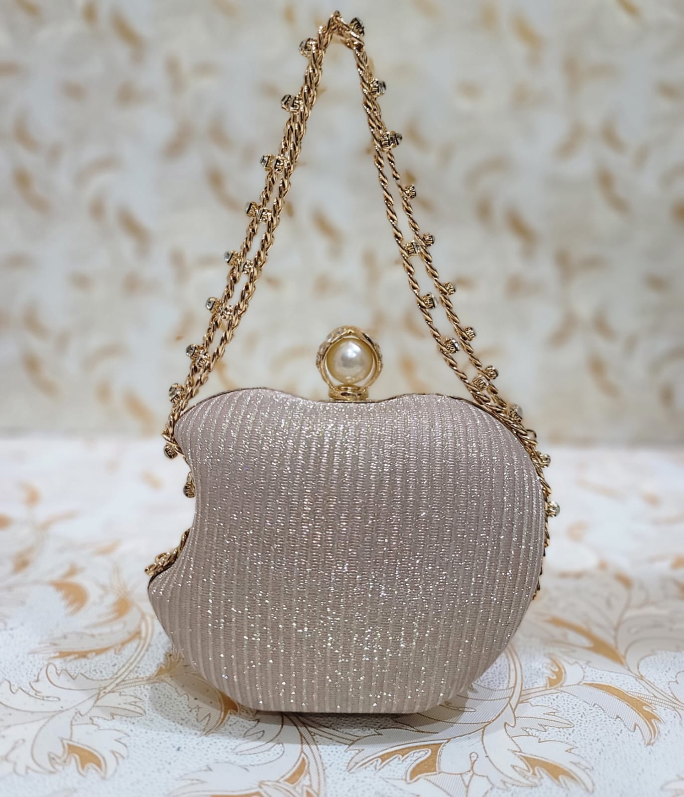 Unique Apple-Shaped Clutch for girls - Trendyne