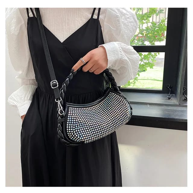 Black shoulder bag